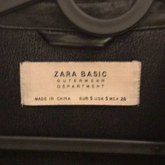 Sherpa Style black Zara jacket - Picture 2 of 4